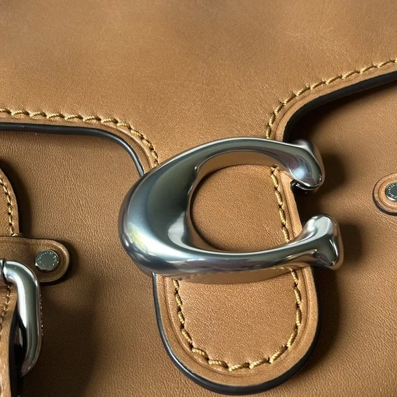 RARE Asia exclusive Coach Western Tabby Honey Brown - Picture 2 of 10